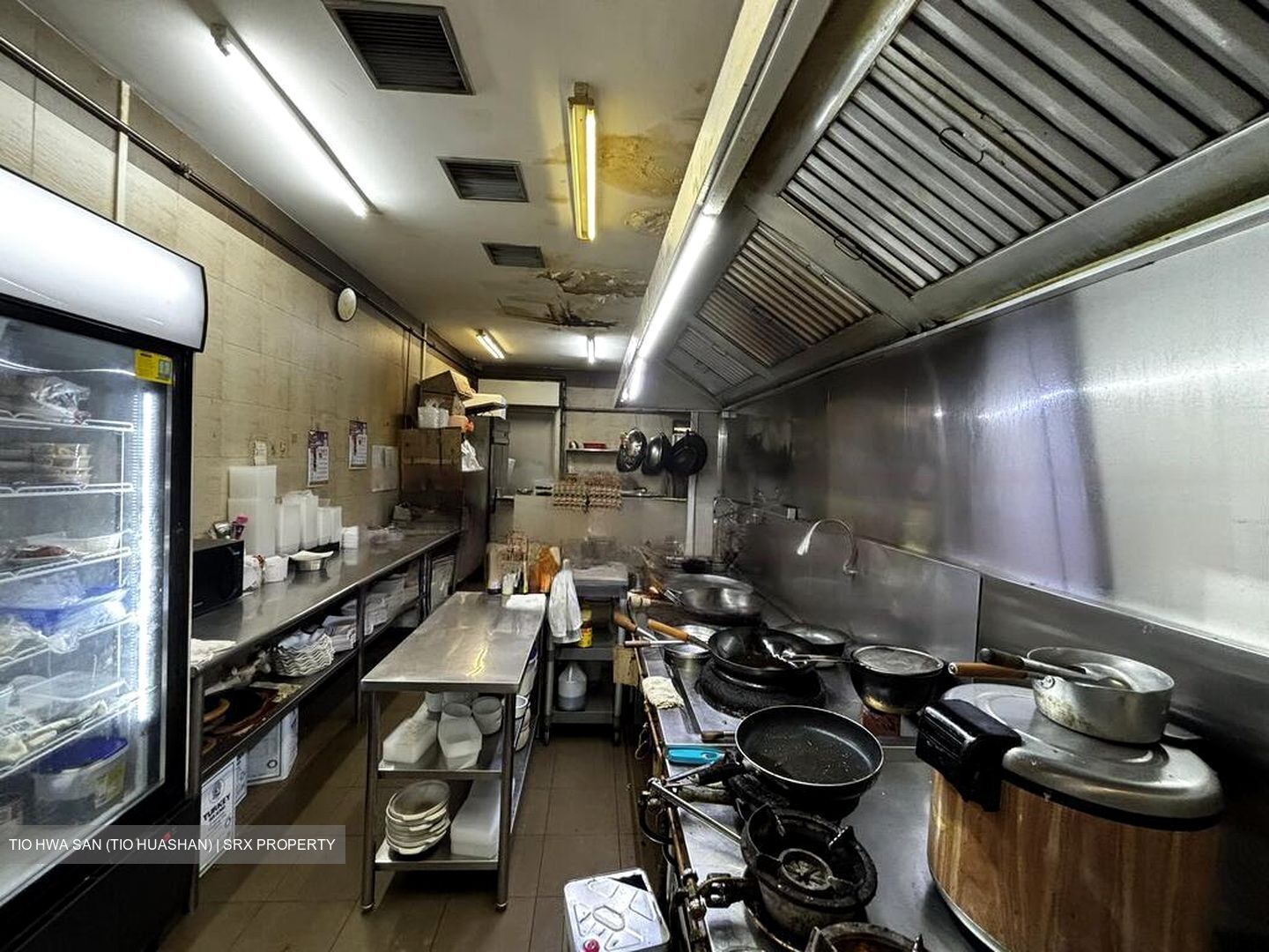 Upper East Coast Road (D16), Retail #459214571